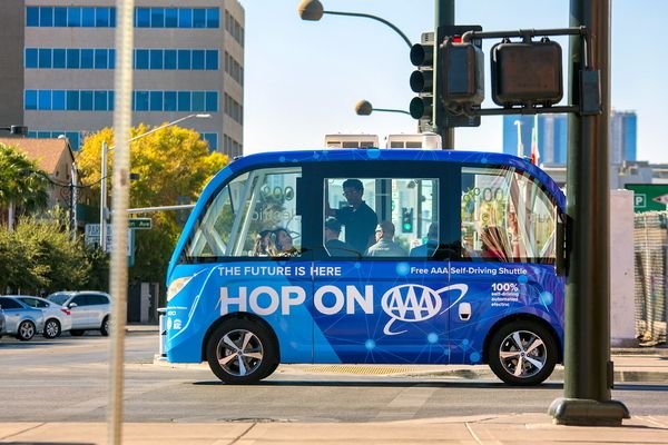 self driving bus vegas crash